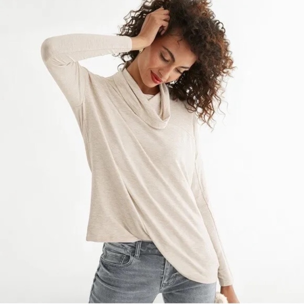 CAbi Ease Oversized Turtleneck Top Blouse Sz S